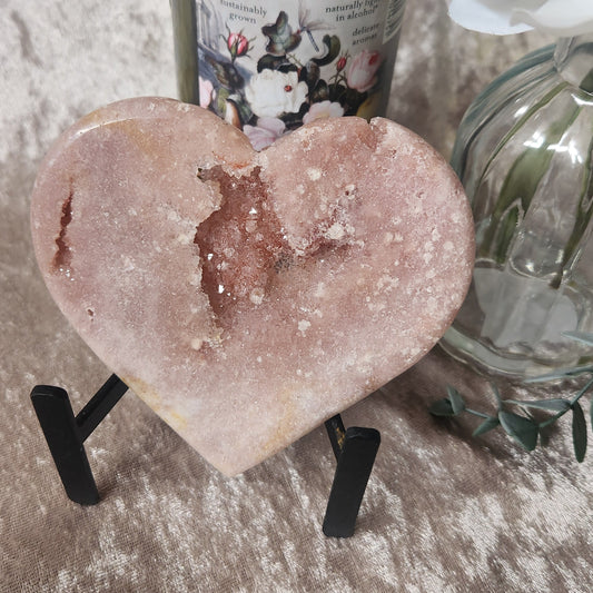 Pink Amethyst Heart – Crystal of Calm, Nurturing & Emotional Balance – Spellbound Crystal Boutique