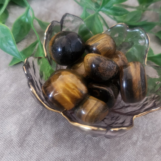 Tiger’s Eye tumbles for courage, clarity and grounded confidence