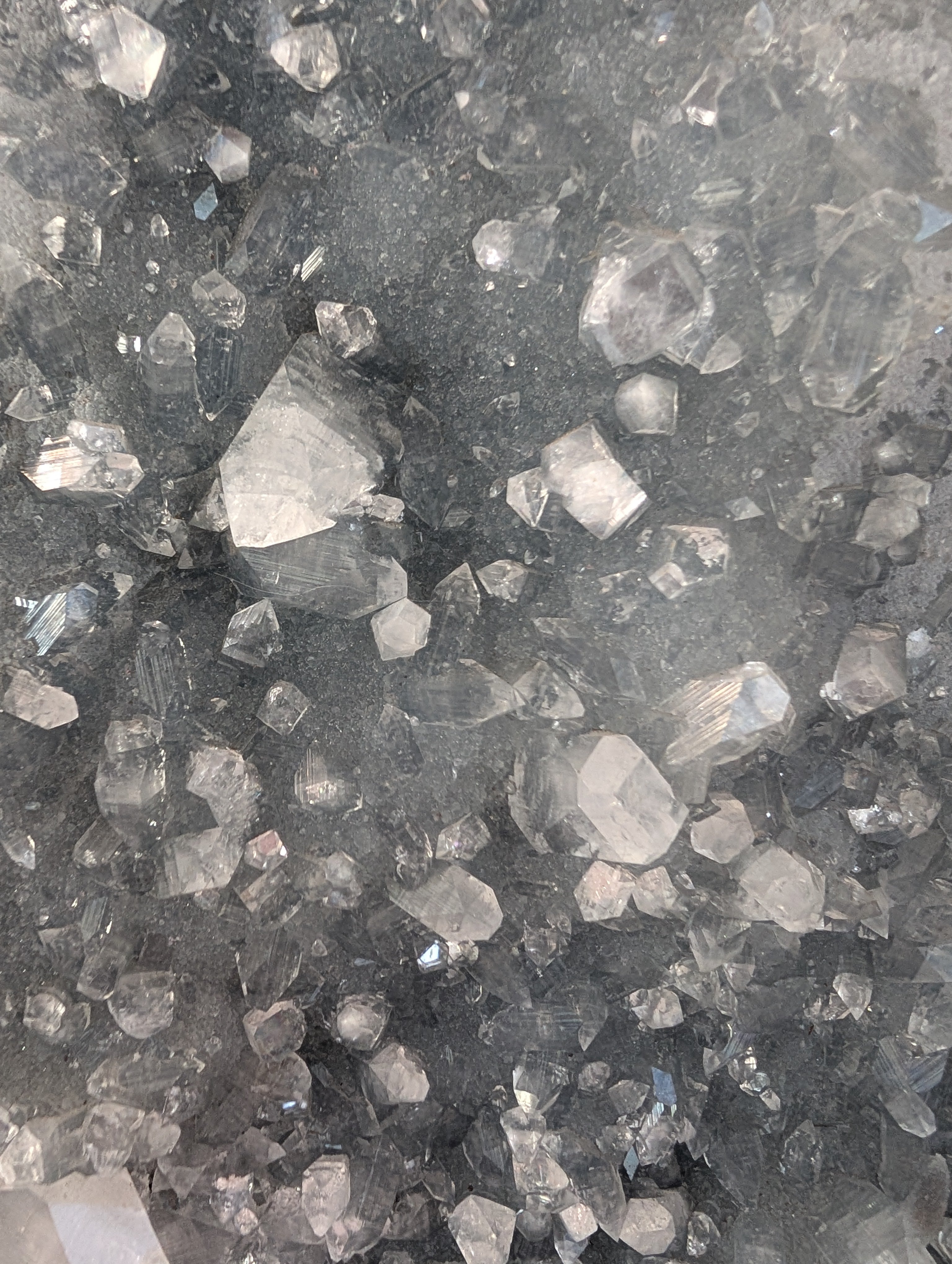 Chalcedony with Apophyllite and Zeolite rare 17kg collector piece