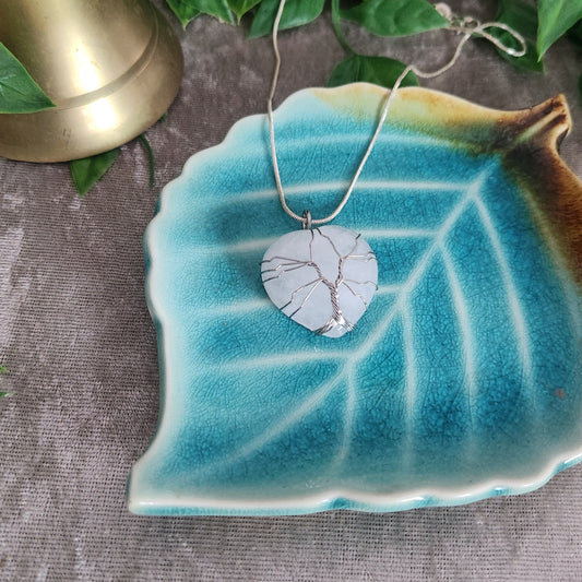 Clear quartz heart crystal necklace for clarity and balance