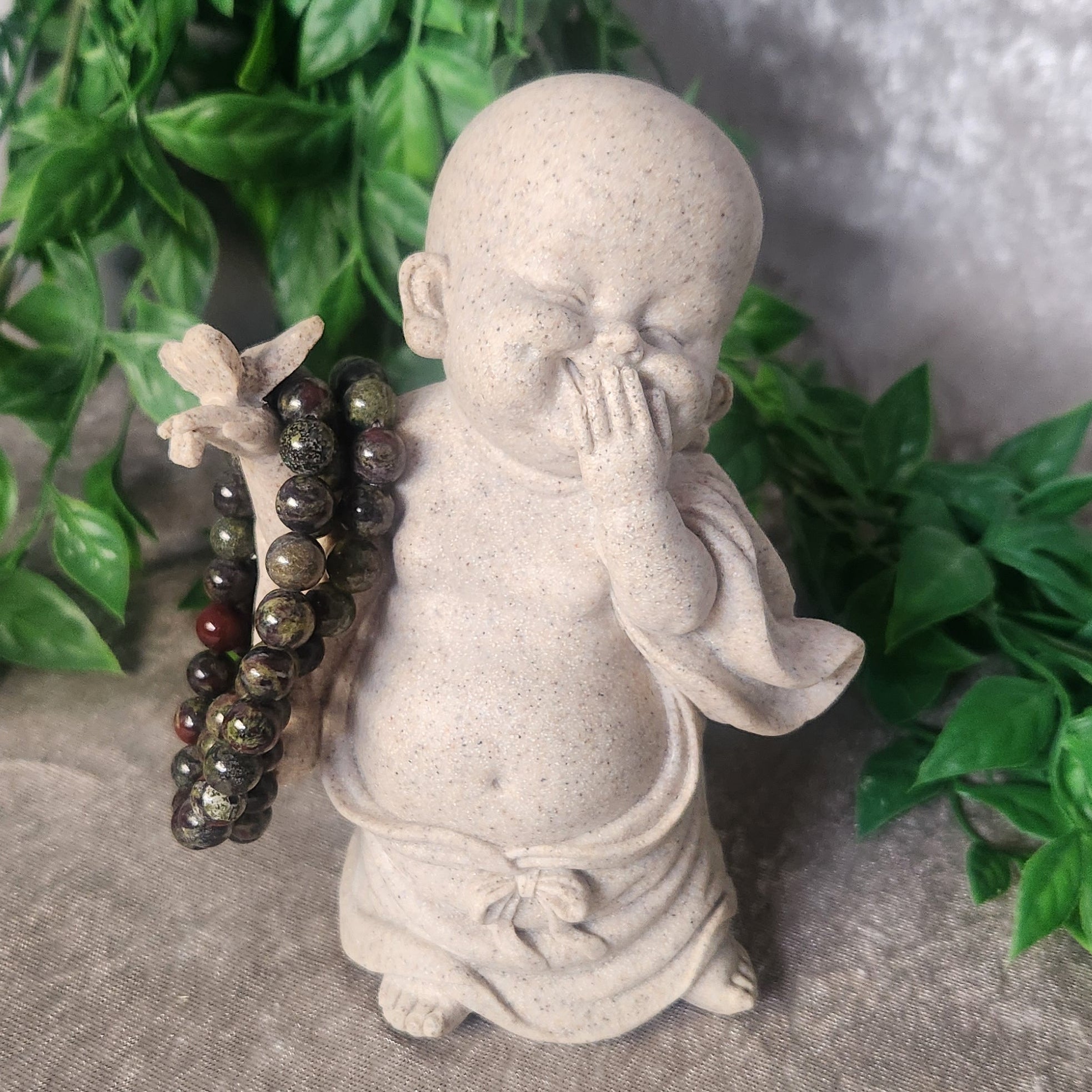 Dragon’s Blood Jasper bracelet with polished 8 mm beads in green and red tones