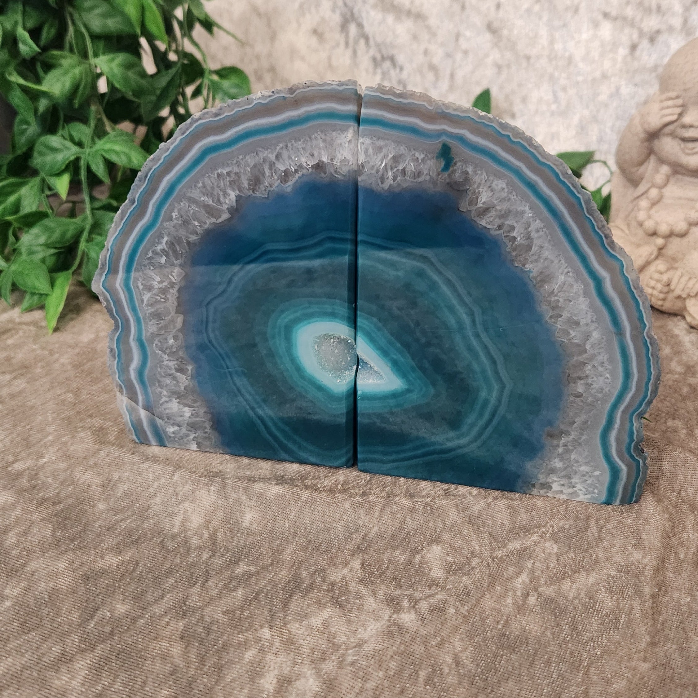 Natural Agate Crystal - Colour-Enhanced Blue Agate Bookends with Sparkling Druzy – Spellbound Crystal Boutique