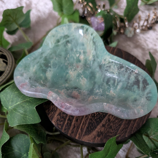 Fluorite Bowl – Crystal for Clarity, Focus & Emotional Balance – Spellbound Crystal Boutique