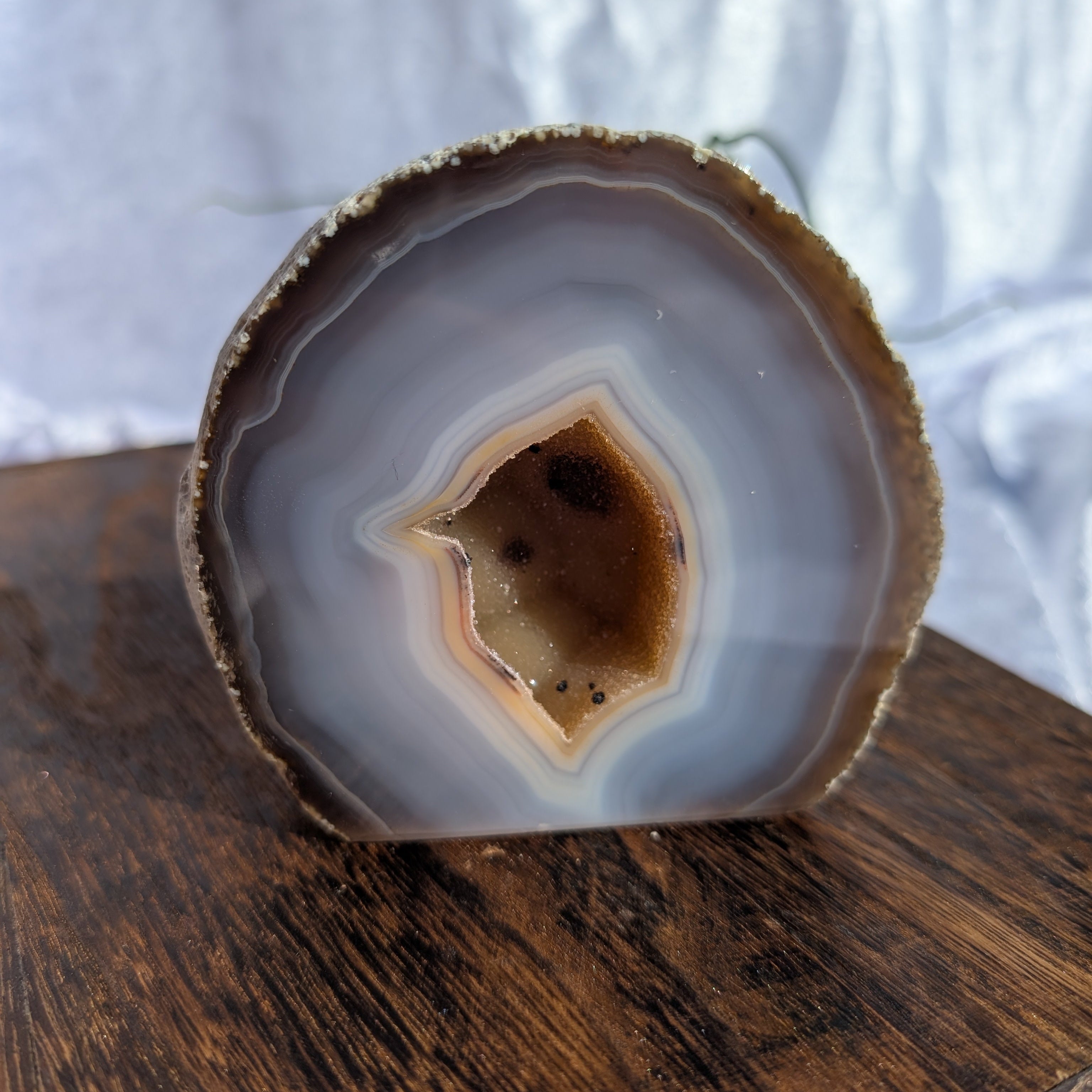 Unusual agate geode with inlusions